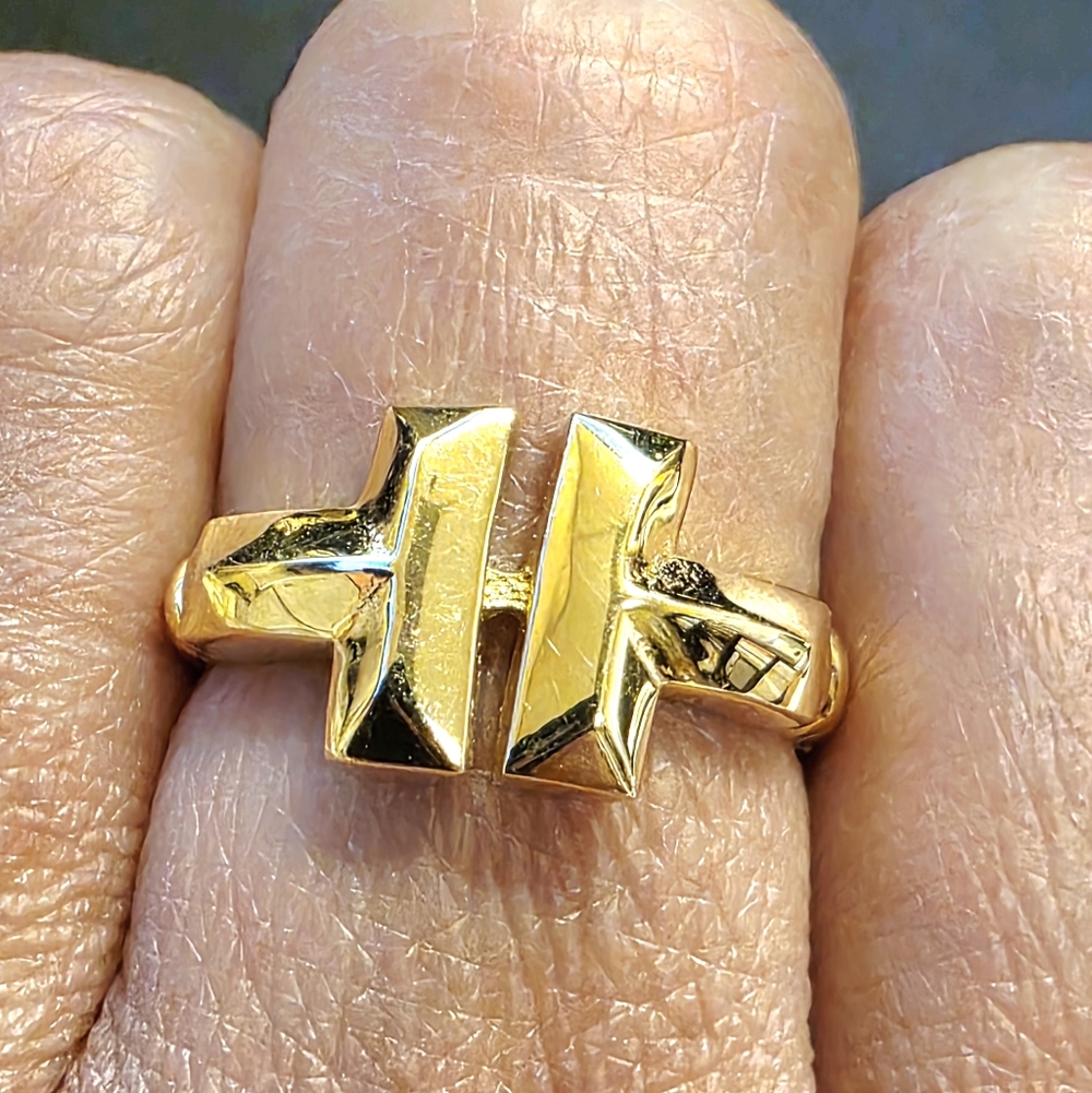 🪷18k Double T Ring
